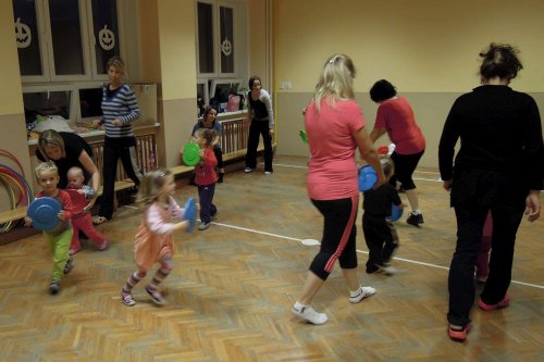 Hravé cvičení pro děti a rodiče - 7.11.2013